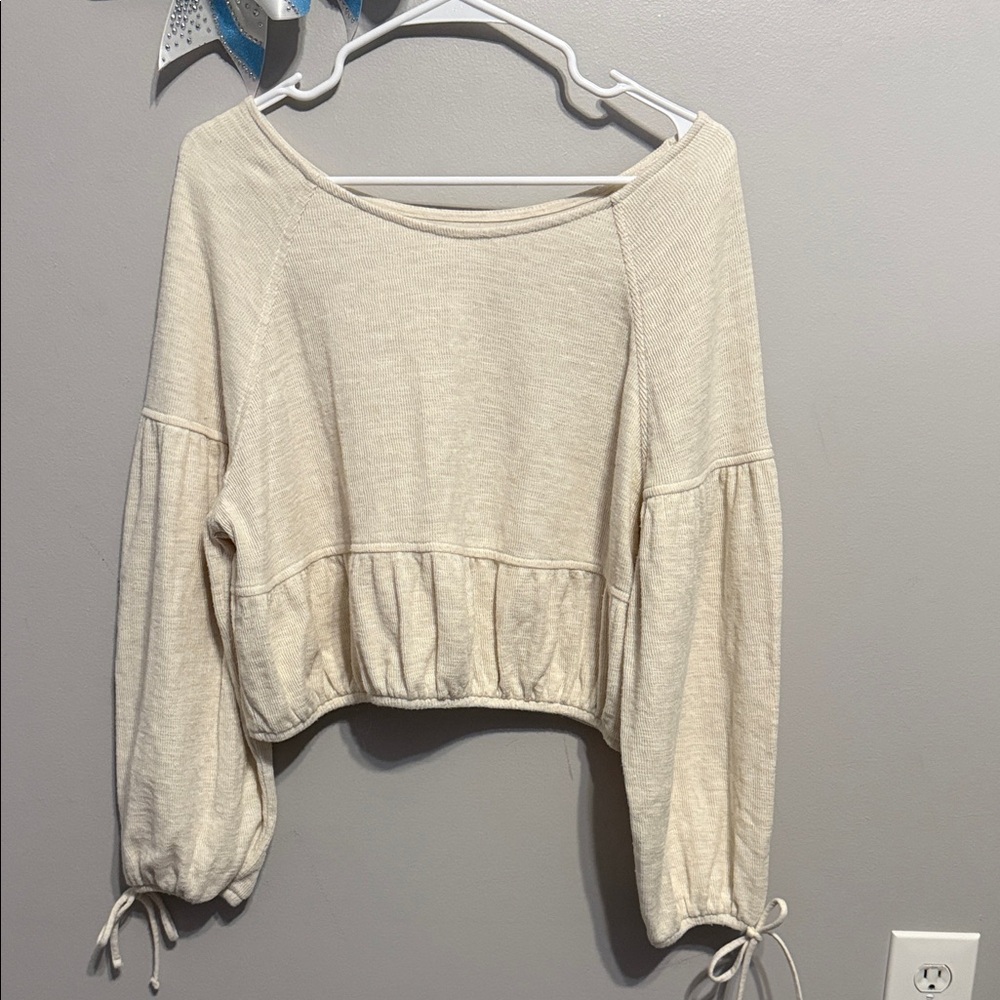 Aerie Cream Long Sleeve Top